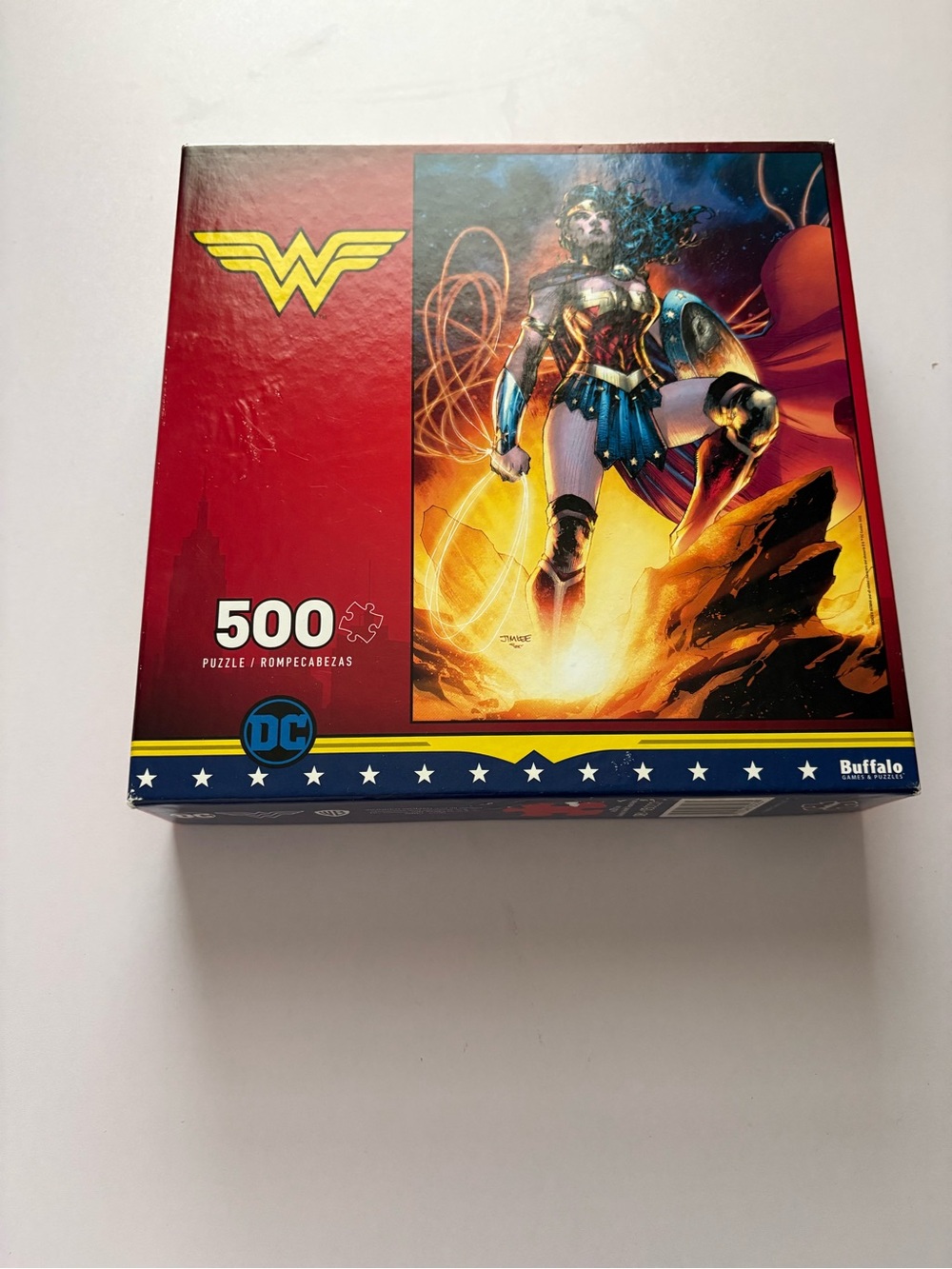 DC Wonder Woman 500-Piece Puzzle - Red